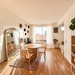 Parisian Nest - Panoramic Views - Free Parking