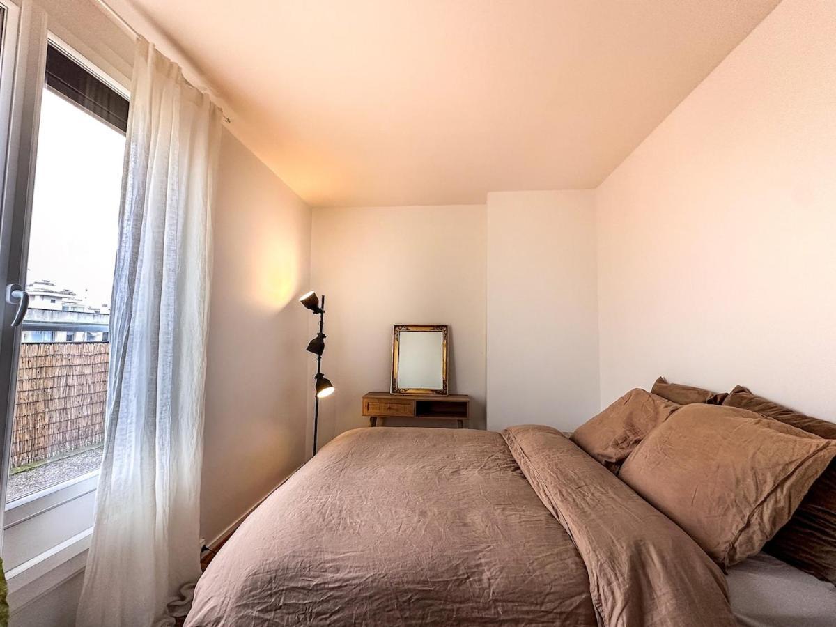 Apartment Parisian Nest - Panoramic Views - Free Parking *